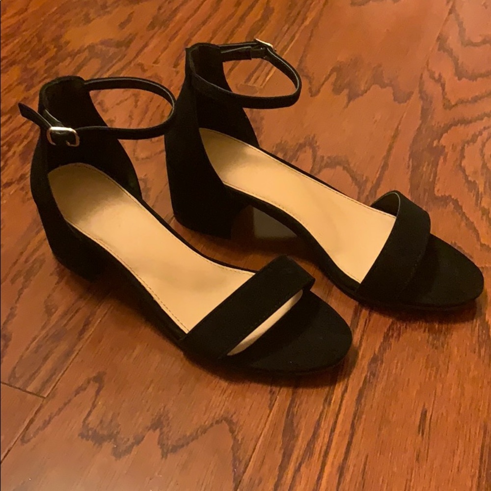 Heels size 6